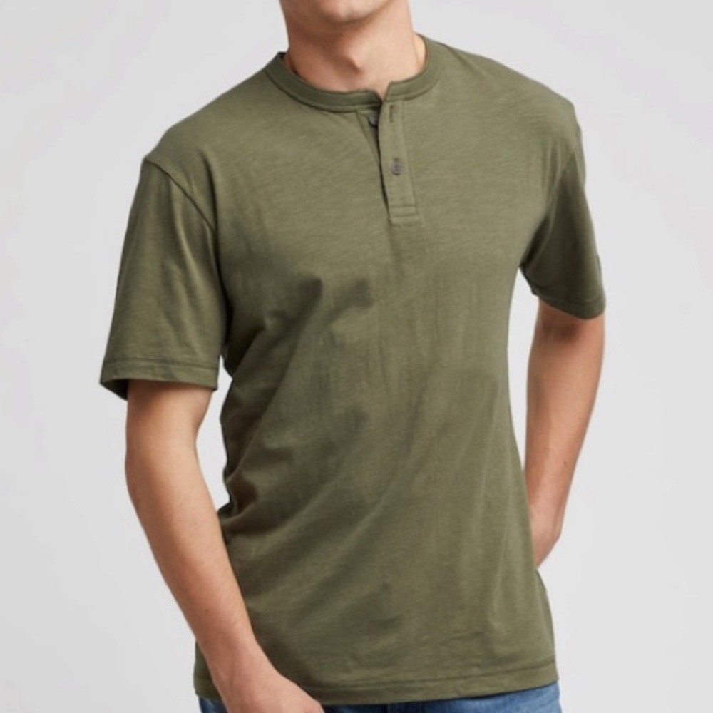 Uniqlo Men’s Henley